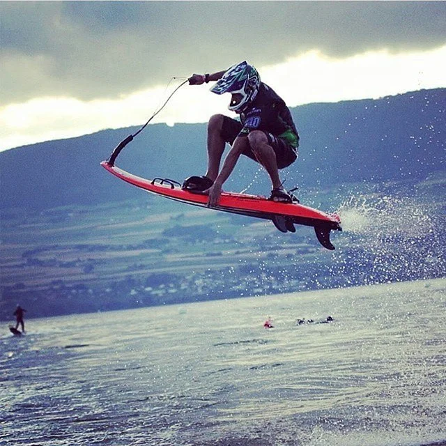 Petualangan Selancar di Bawah  - Electric Surfboard Jetboard ulasan dan harga